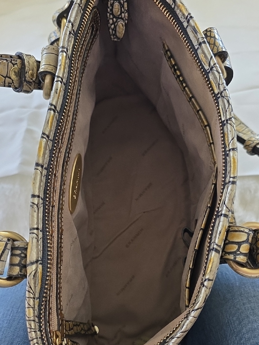 Brahmin Purse Like New - Picture 3 of 4